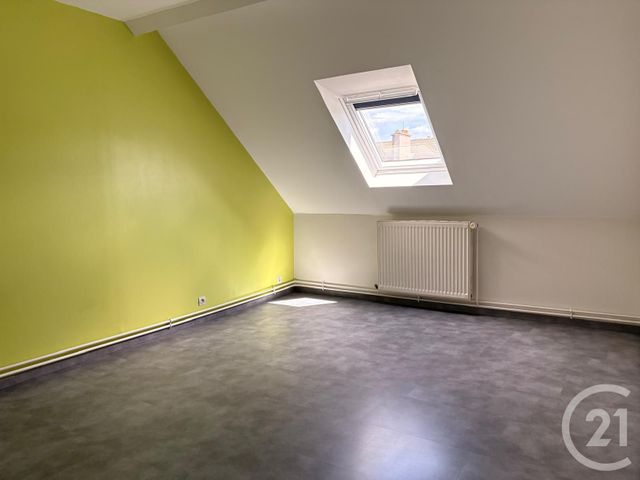 Appartement à louer - 4 pièces - 93.0 m2 - ST DIE DES VOSGES - 88 - LORRAINE - Century 21 Céline Jacques Immobilier
