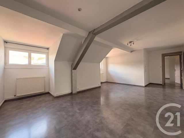Appartement à louer - 4 pièces - 93.0 m2 - ST DIE DES VOSGES - 88 - LORRAINE - Century 21 Céline Jacques Immobilier