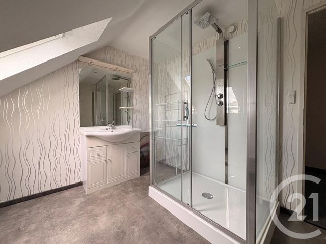 Appartement à louer - 4 pièces - 93.0 m2 - ST DIE DES VOSGES - 88 - LORRAINE - Century 21 Céline Jacques Immobilier