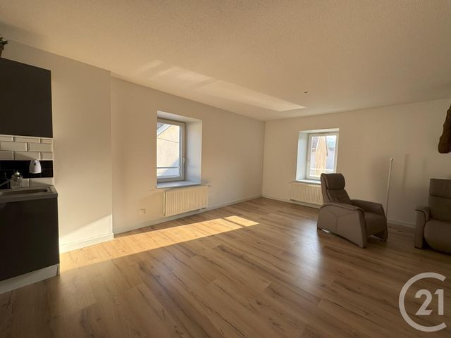 Appartement T3 à louer - 3 pièces - 71.0 m2 - PLAINFAING - 88 - LORRAINE - Century 21 Céline Jacques Immobilier