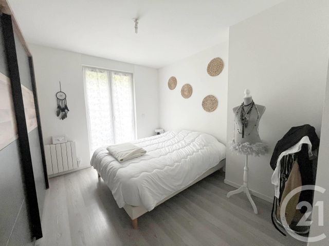 Appartement F2 bis à louer - 3 pièces - 53.0 m2 - ST DIE DES VOSGES - 88 - LORRAINE - Century 21 Céline Jacques Immobilier