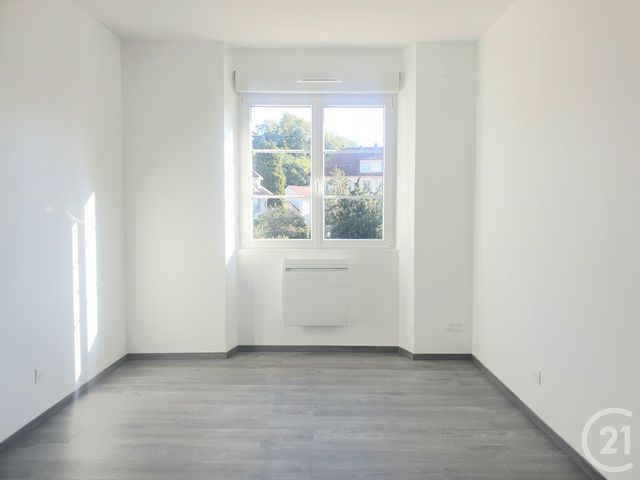 Appartement F3 à louer - 3 pièces - 93.0 m2 - ST DIE DES VOSGES - 88 - LORRAINE - Century 21 Céline Jacques Immobilier