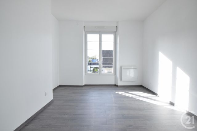 Appartement F3 à louer - 3 pièces - 93.0 m2 - ST DIE DES VOSGES - 88 - LORRAINE - Century 21 Céline Jacques Immobilier