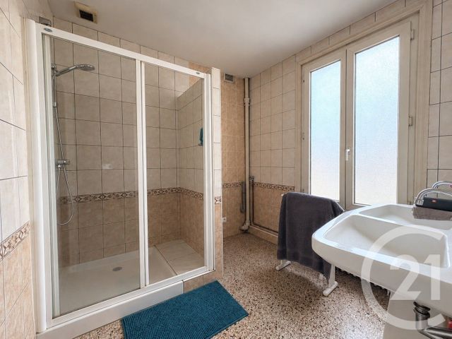 Appartement F3 à louer - 3 pièces - 80.43 m2 - RAON L ETAPE - 88 - LORRAINE - Century 21 Céline Jacques Immobilier