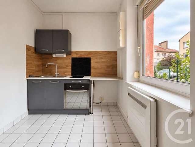 Appartement F3 à louer - 3 pièces - 63.5 m2 - ST DIE DES VOSGES - 88 - LORRAINE - Century 21 Céline Jacques Immobilier
