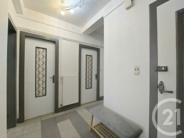 Appartement F2 à louer - 2 pièces - 58.32 m2 - ST DIE DES VOSGES - 88 - LORRAINE - Century 21 Céline Jacques Immobilier