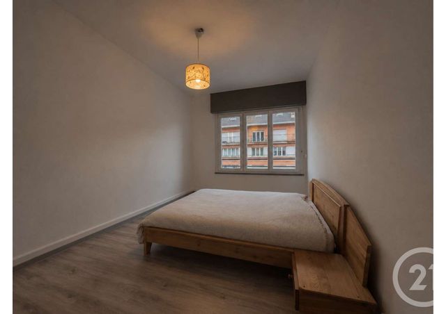 Appartement F2 à louer - 2 pièces - 58.32 m2 - ST DIE DES VOSGES - 88 - LORRAINE - Century 21 Céline Jacques Immobilier